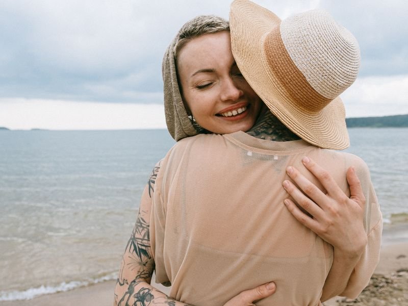 Bible-Based Powerful Thanksgiving Prayers to Inspire Gratitude
Thanksgiving for God’s Unfailing Love